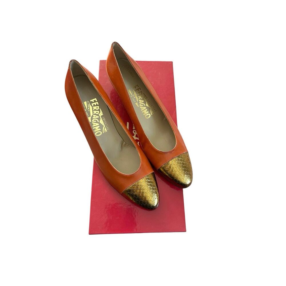 Salvatore Ferragamo Rust & Bronze Toe Textured Pumps 6.5 AA New In Box Italy - Picture 4 of 6